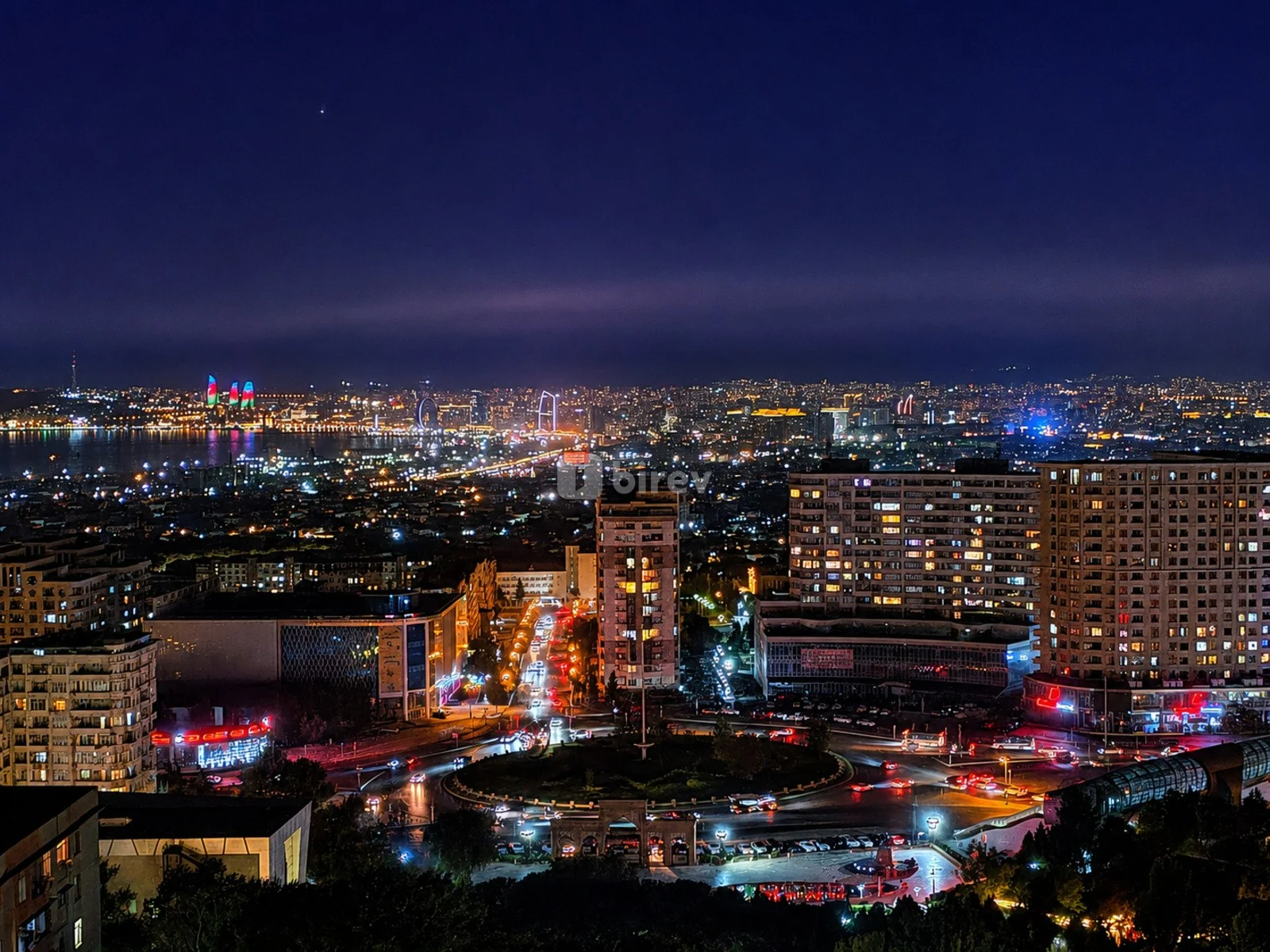 3-комнатная квартира, пос. Ахмедлы, Xətai rayonu. Nəsrəddin Tusi küç. Amal 2015, Хатаинский район — фото 1