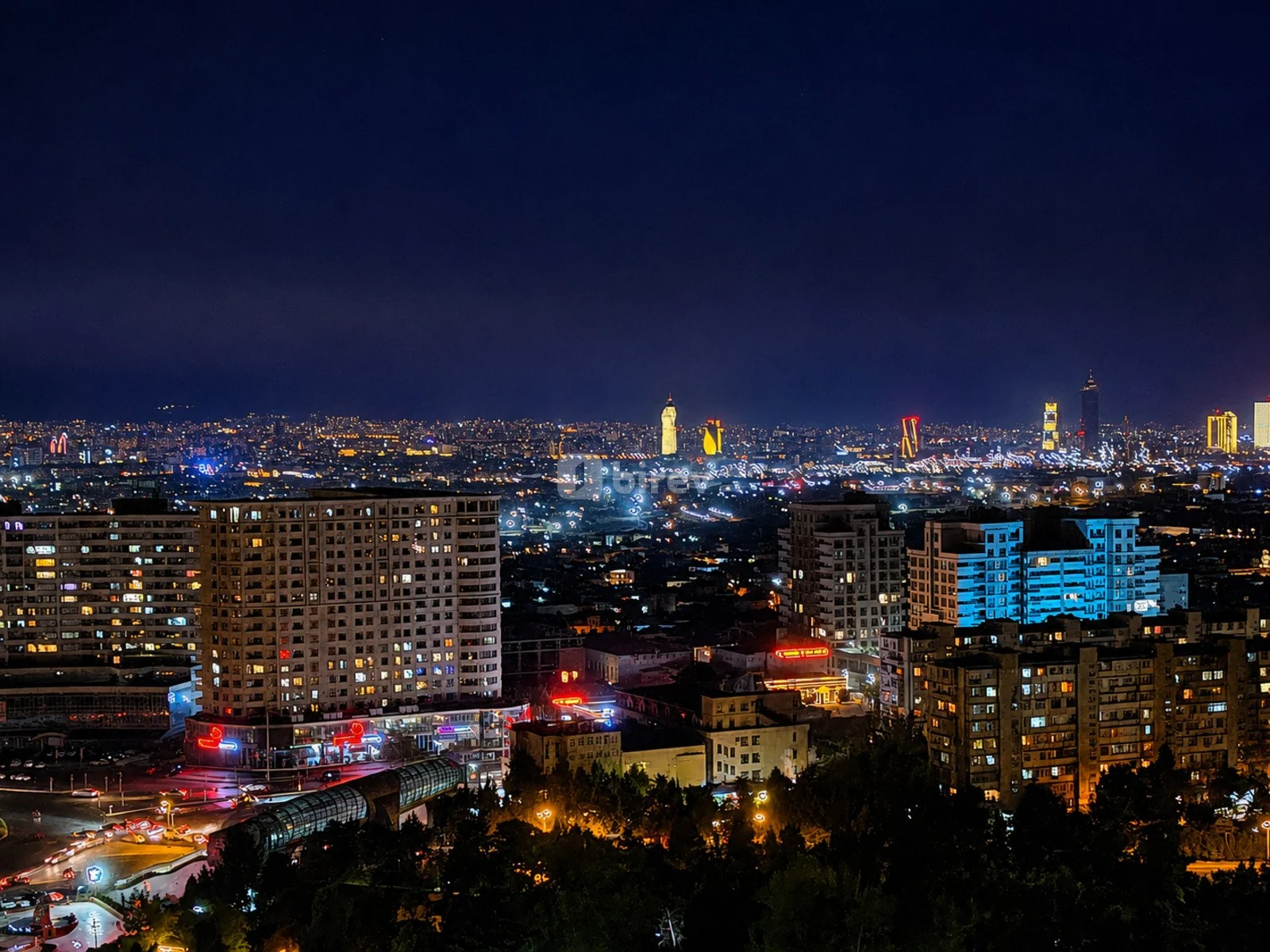 3-комнатная квартира, пос. Ахмедлы, Xətai rayonu. Nəsrəddin Tusi küç. Amal 2015, Хатаинский район — фото 3