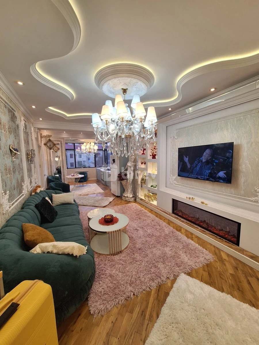 4-комнатная квартира, Низаминский район, Şirin Mirzəyev küçəsi, Баку — фото 1