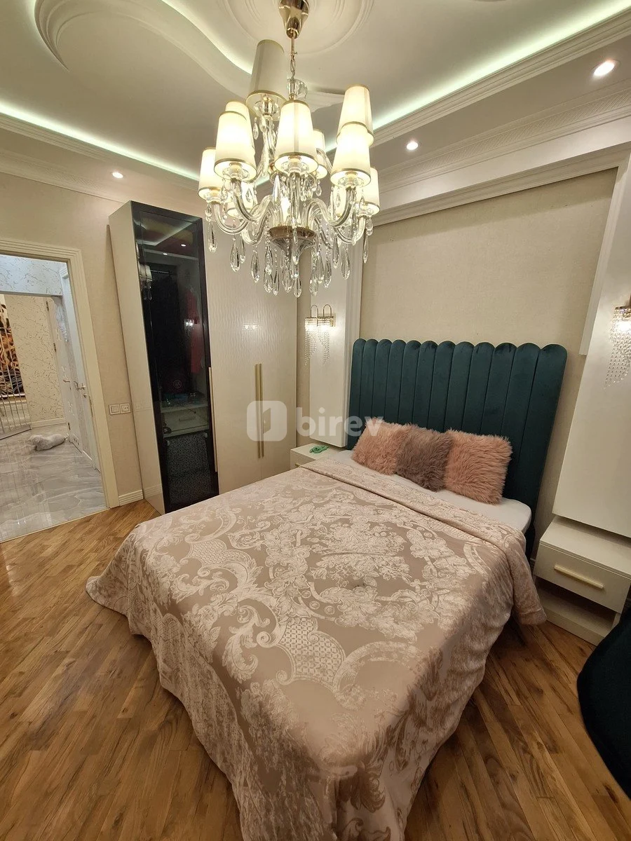 4-комнатная квартира, Низаминский район, Şirin Mirzəyev küçəsi, Баку — фото 11