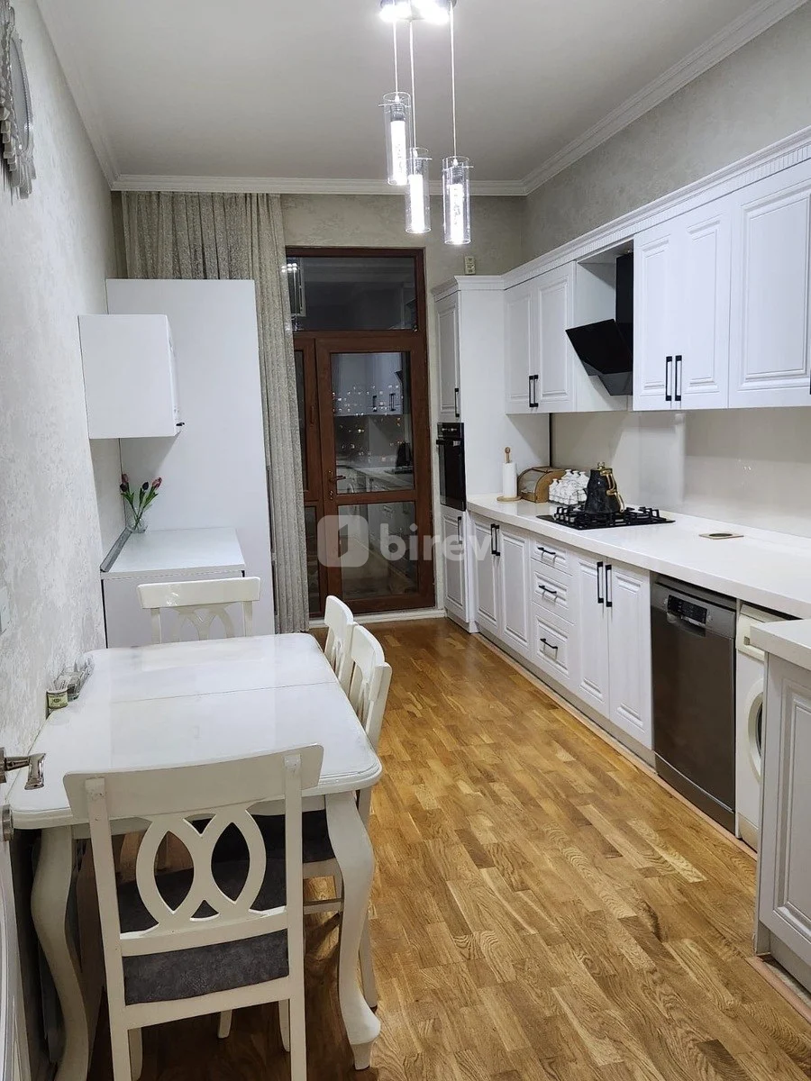 3-комнатная квартира, Низаминский район, Kamil Balakişiyev k., Баку — фото 12