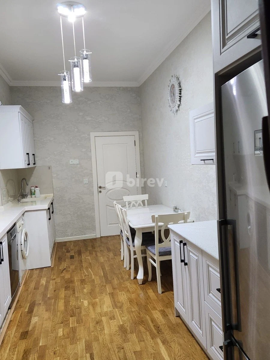 3-комнатная квартира, Низаминский район, Kamil Balakişiyev k., Баку — фото 17
