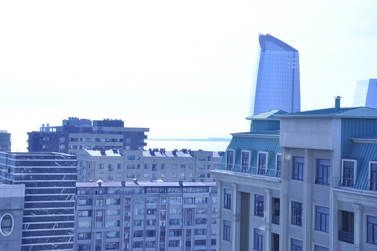 4-комнатная квартира, Хатаинский район, Fəzail Bayramov 11 56, Баку — фото 3