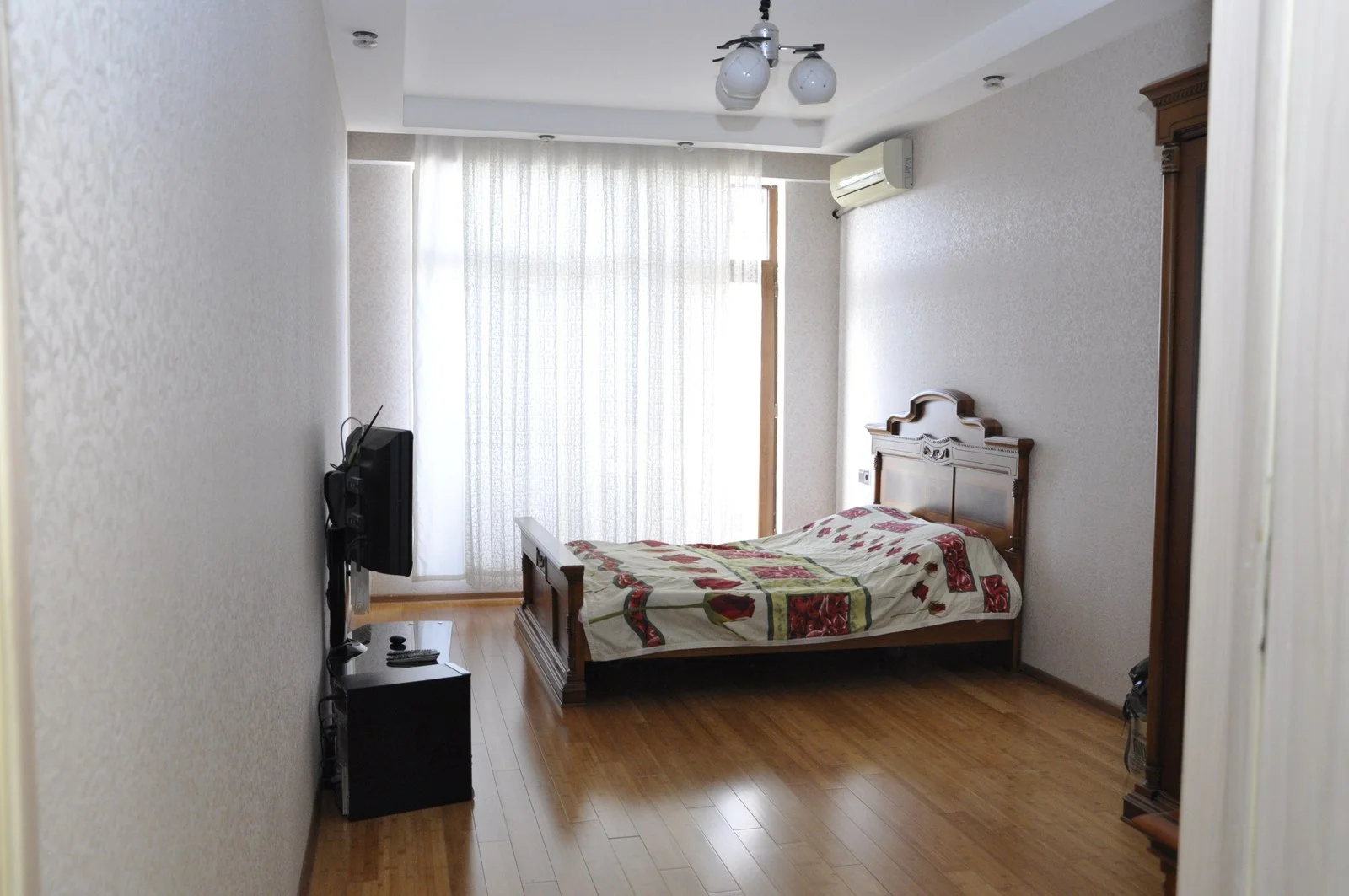 4-комнатная квартира, Хатаинский район, Fəzail Bayramov 11 56, Баку — фото 10