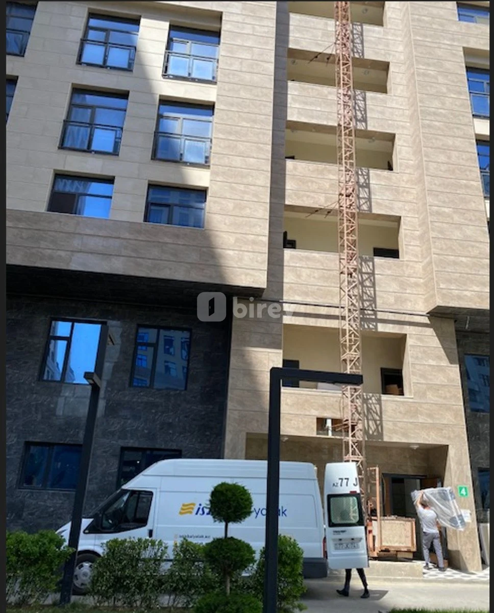 4-комнатная квартира, Насиминский район, Qulu Quliyev küçəsi, Баку — фото 1