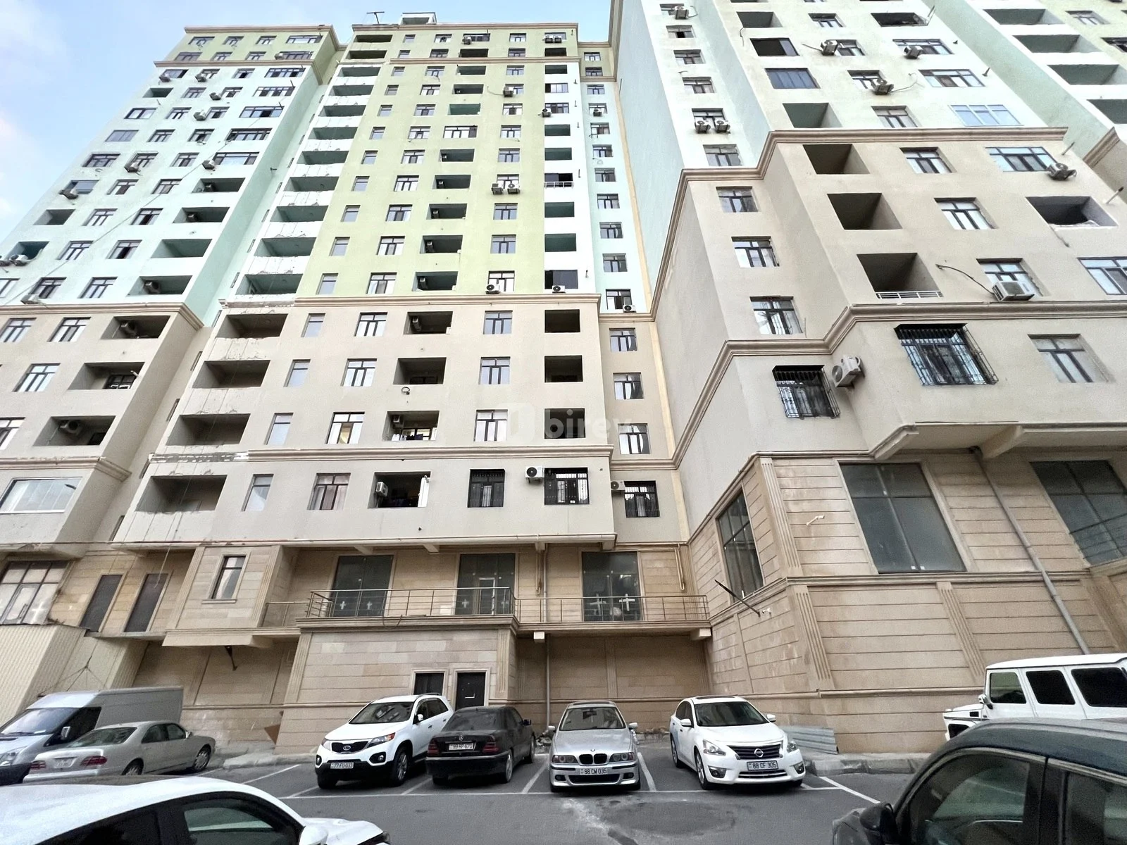 3-комнатная квартира, пос. Ени Гюнешли, Samir Cəfərov küçəsi, Сураханский район — фото 1