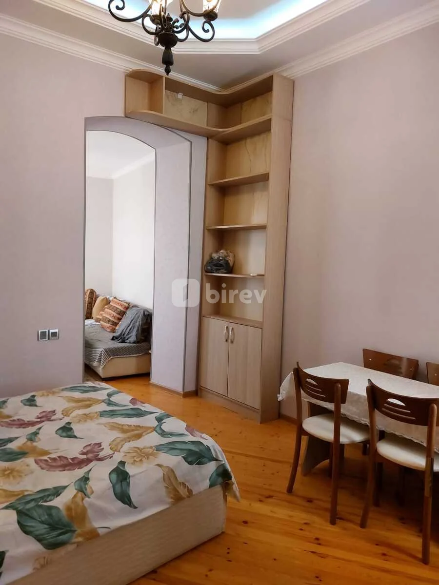 3-комнатная квартира, Сабаильский район, Kiçik Qala küçəsi, Баку — фото 7