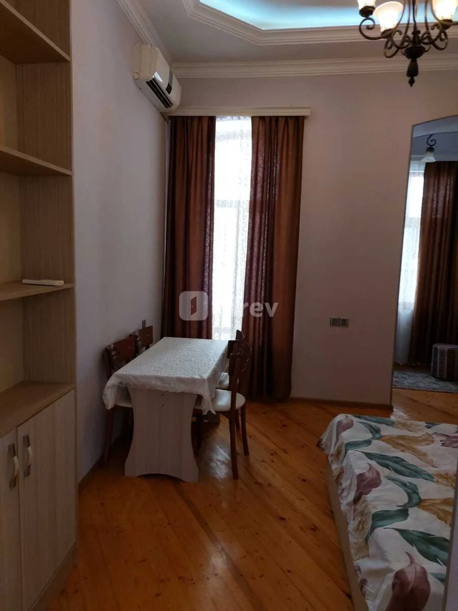 3-комнатная квартира, Сабаильский район, Kiçik Qala küçəsi, Баку — фото 9