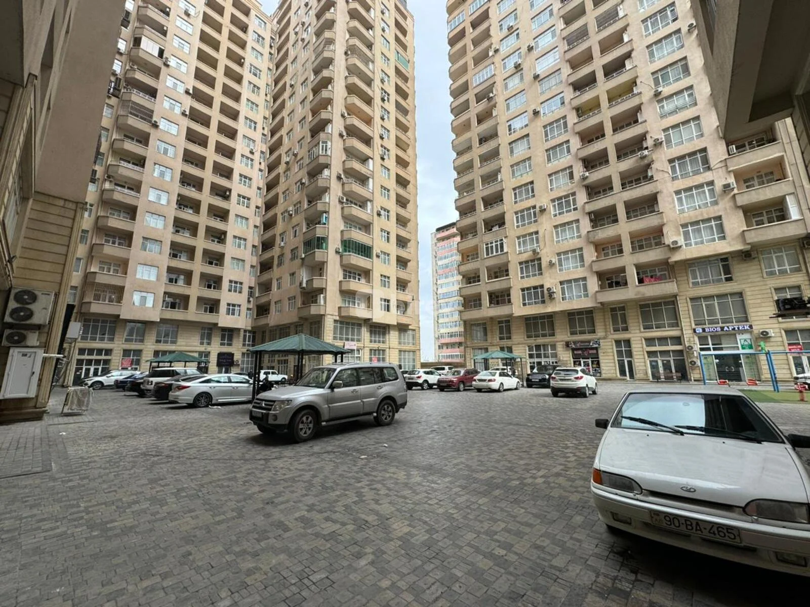 4-комнатная квартира, Насиминский район, Ənvər Hüseynov küç., 7., Баку — фото 12