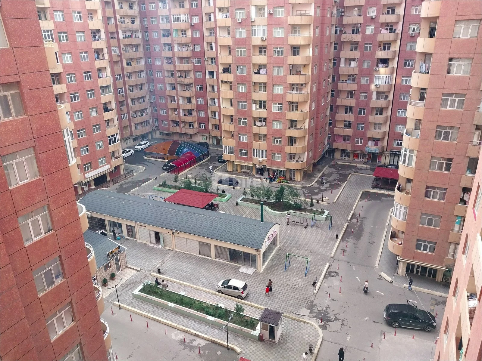 3-комнатная квартира, пос. Ени Ясамал, Əsəd Əhmədov 24B, Ясамальский район — фото 1