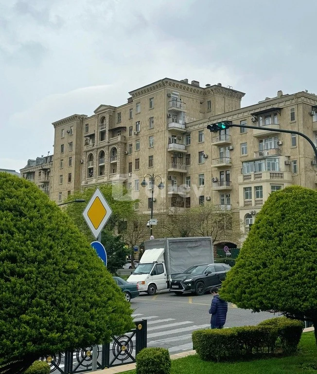 2-комнатная квартира, Насиминский район, Səməd Vurğun küç, Баку — фото 2