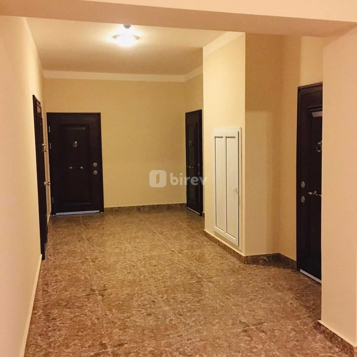 3-комнатная квартира, 8-й микрорайон, Əcəmi Naxçıvani küç., 101., Бинагадинский район — фото 3
