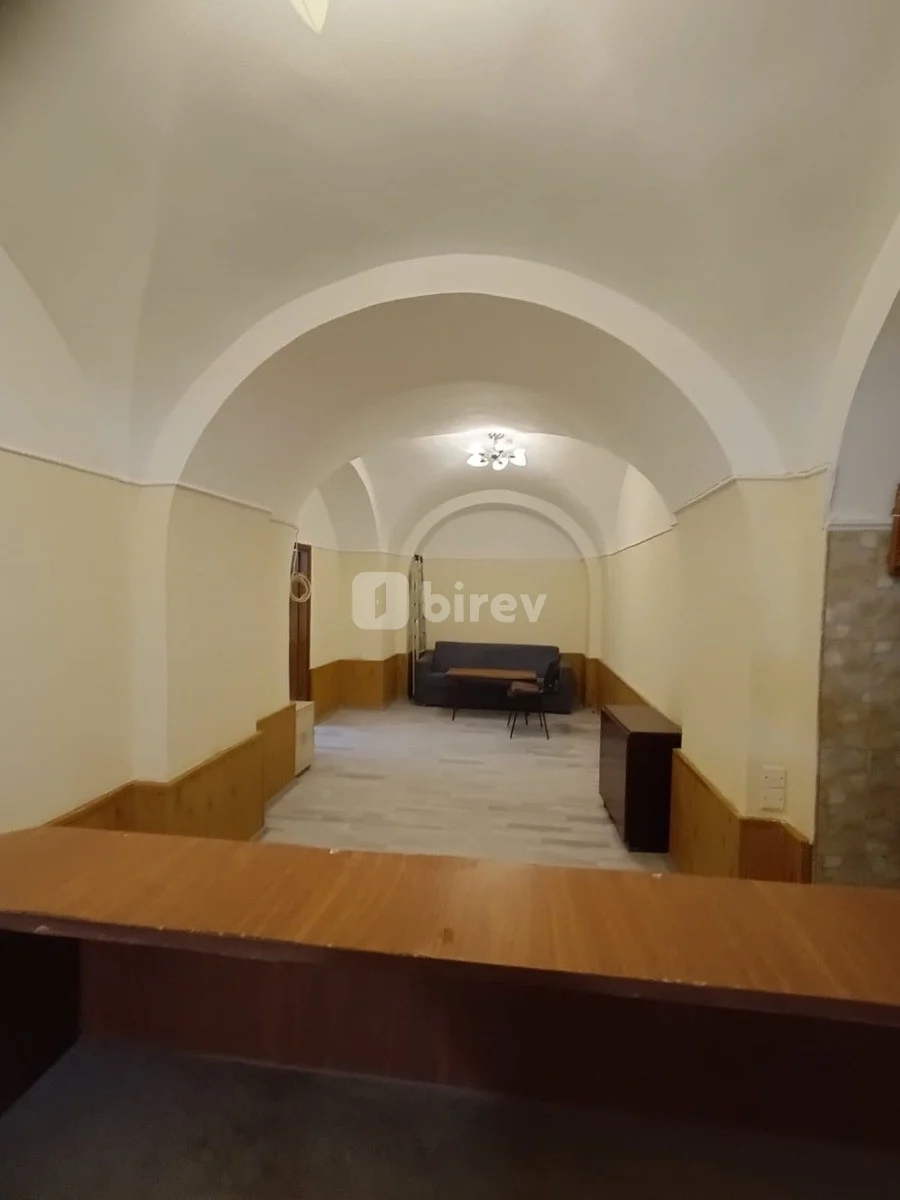 3-комнатная квартира, Сабаильский район, Nizami küçəsi 8/12, Баку — фото 1