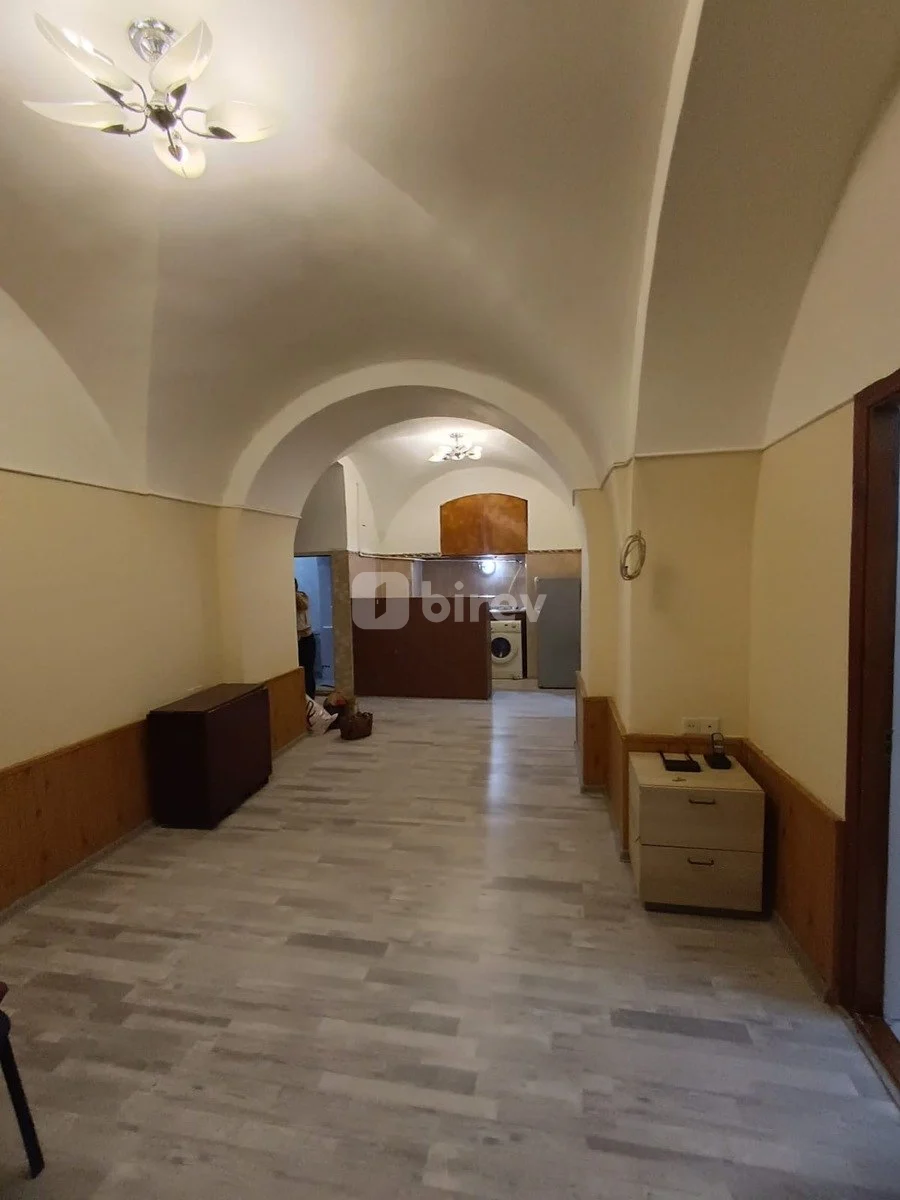 3-комнатная квартира, Сабаильский район, Nizami küçəsi 8/12, Баку — фото 2