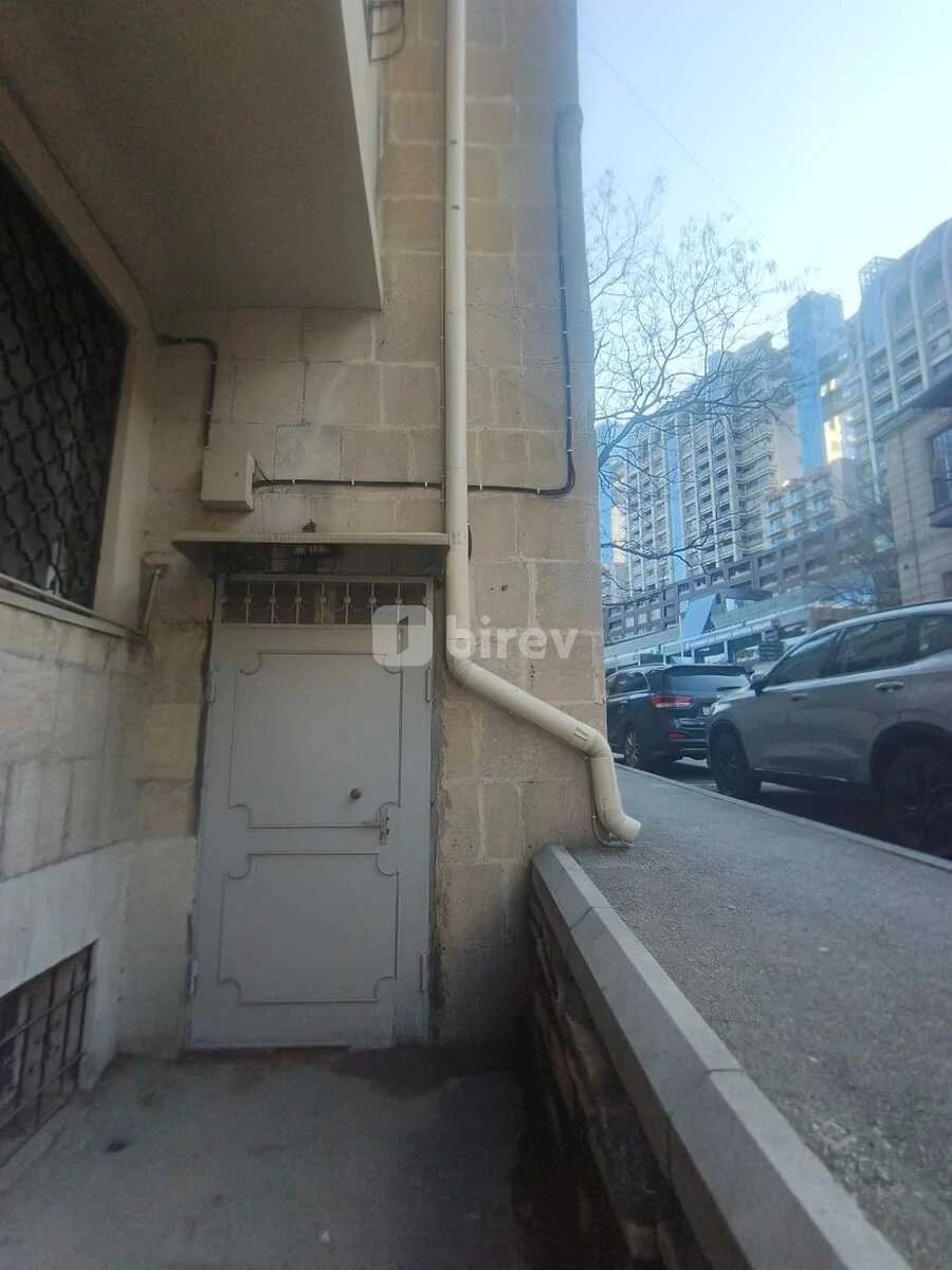 3-комнатная квартира, Сабаильский район, Həsən Seyidbəyli küç., Баку — фото 3