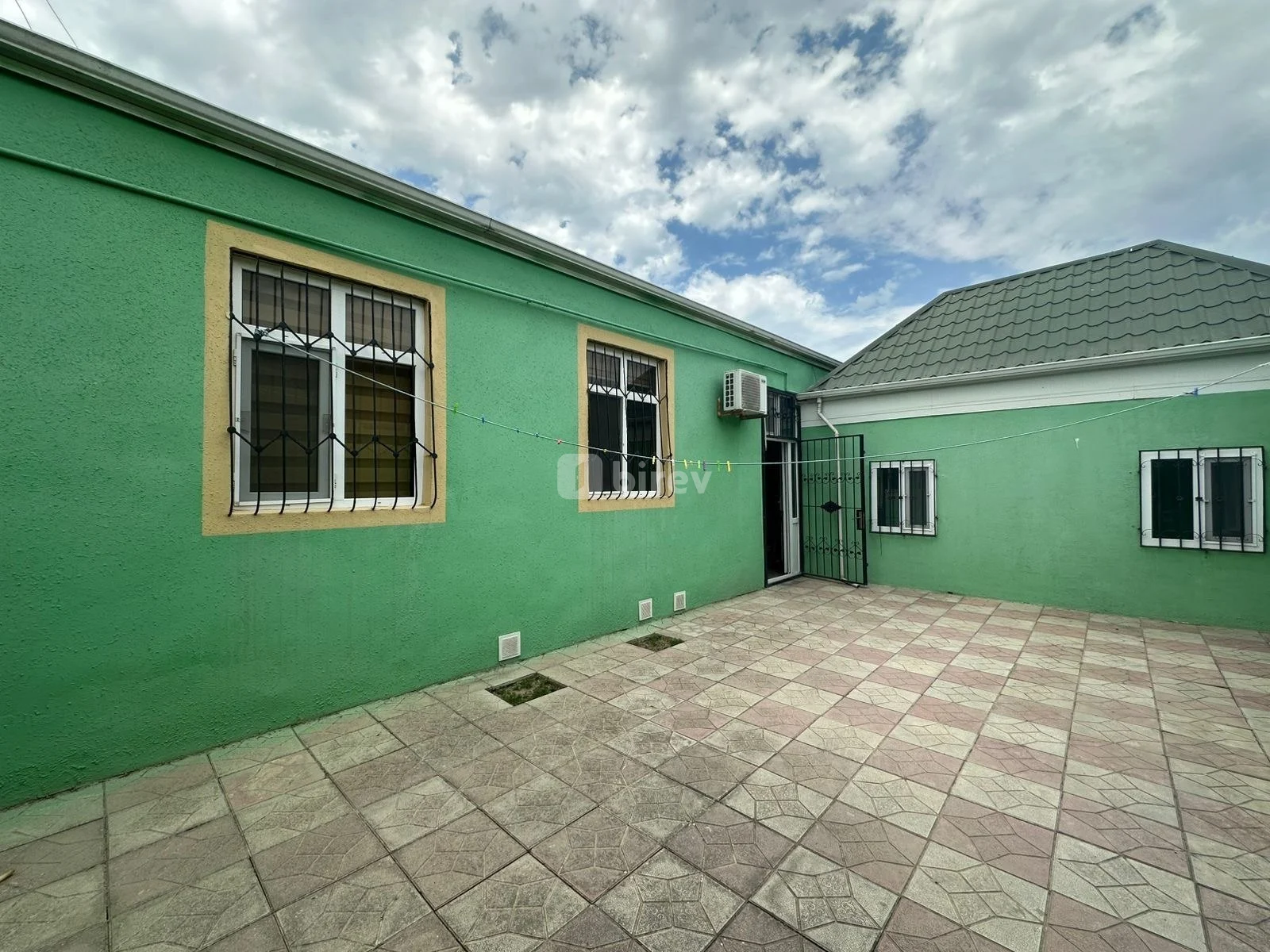 4-комнатный дом, пос. Бузовна, Cəlil Məmmədquluzadə küç., Хазарский район — фото 1