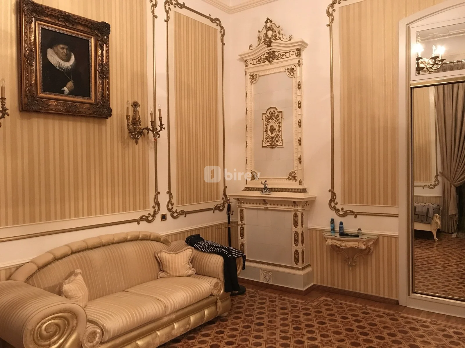 6-комнатная квартира, Сабаильский район, Üzeyir Hacıbəyov küç.46, Баку — фото 12