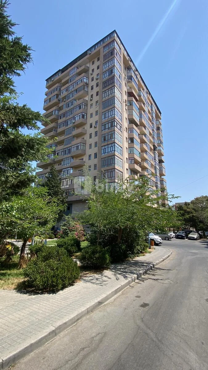 4-комнатная квартира, 8-й микрорайон, Nizami Nərimanov küç., Бинагадинский район — фото 2