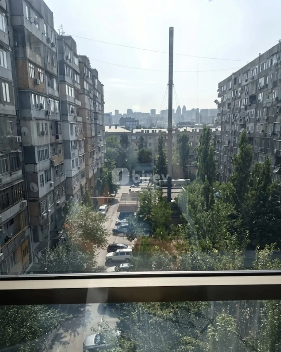 3-комнатная квартира, Насиминский район, Fikrət Əmirov küçəsi, Баку — фото 19