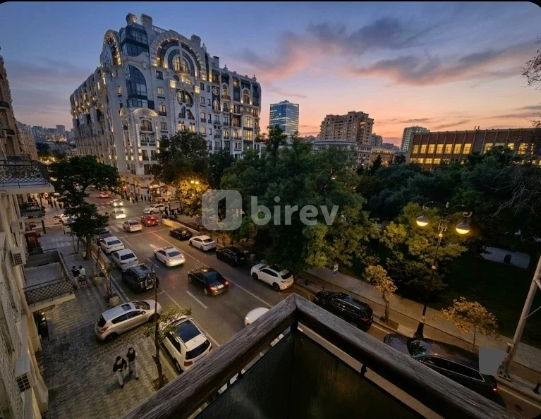 5-комнатная квартира, Насиминский район, Bülbül prospekti, Баку — фото 4