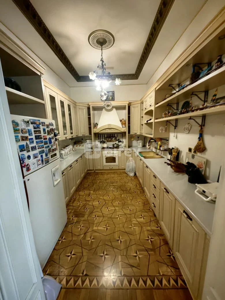 5-комнатная квартира, Насиминский район, Bülbül prospekti, Баку — фото 12