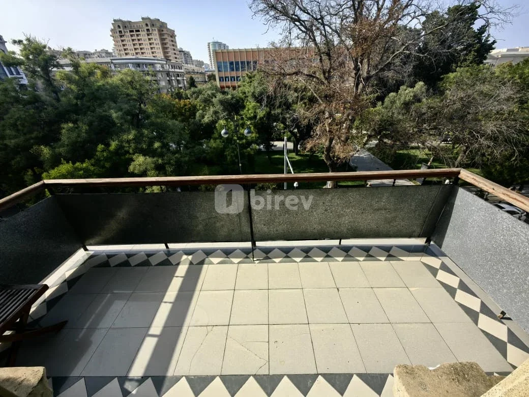 5-комнатная квартира, Насиминский район, Bülbül prospekti, Баку — фото 22