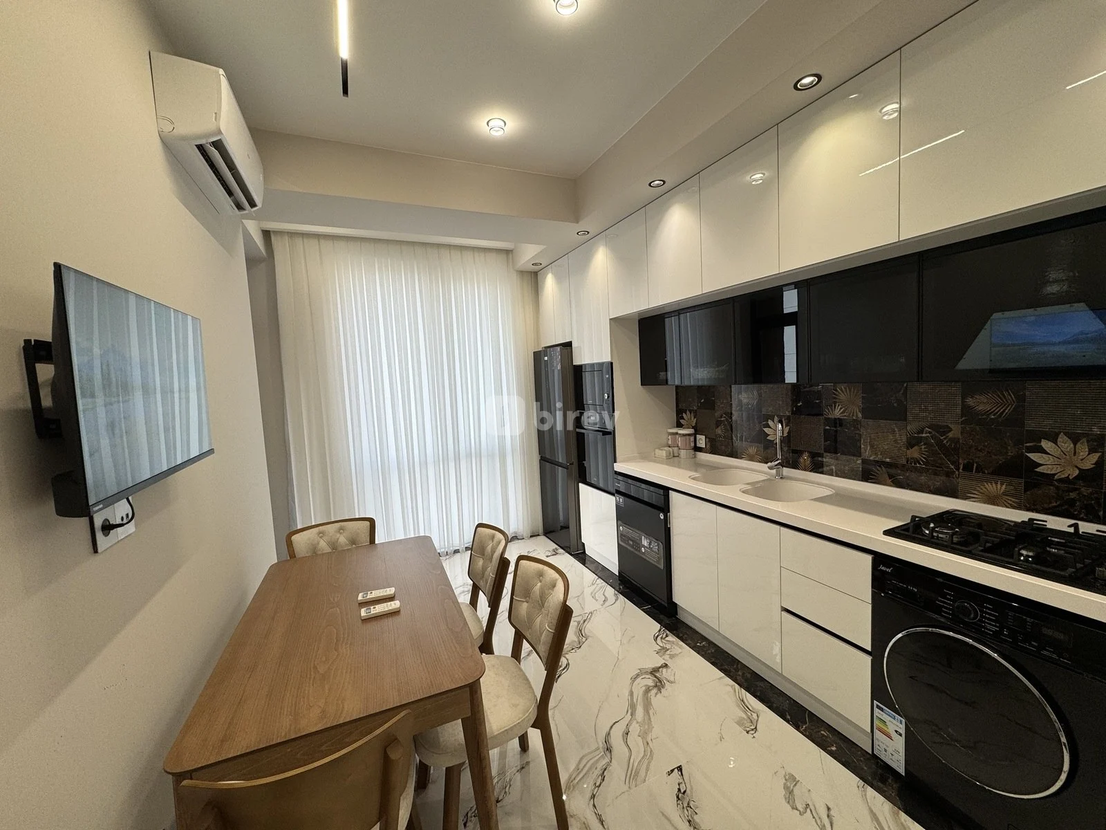 3-комнатная квартира, Хатаинский район, Ayaz İsmayılov 9/17, Баку — фото 10