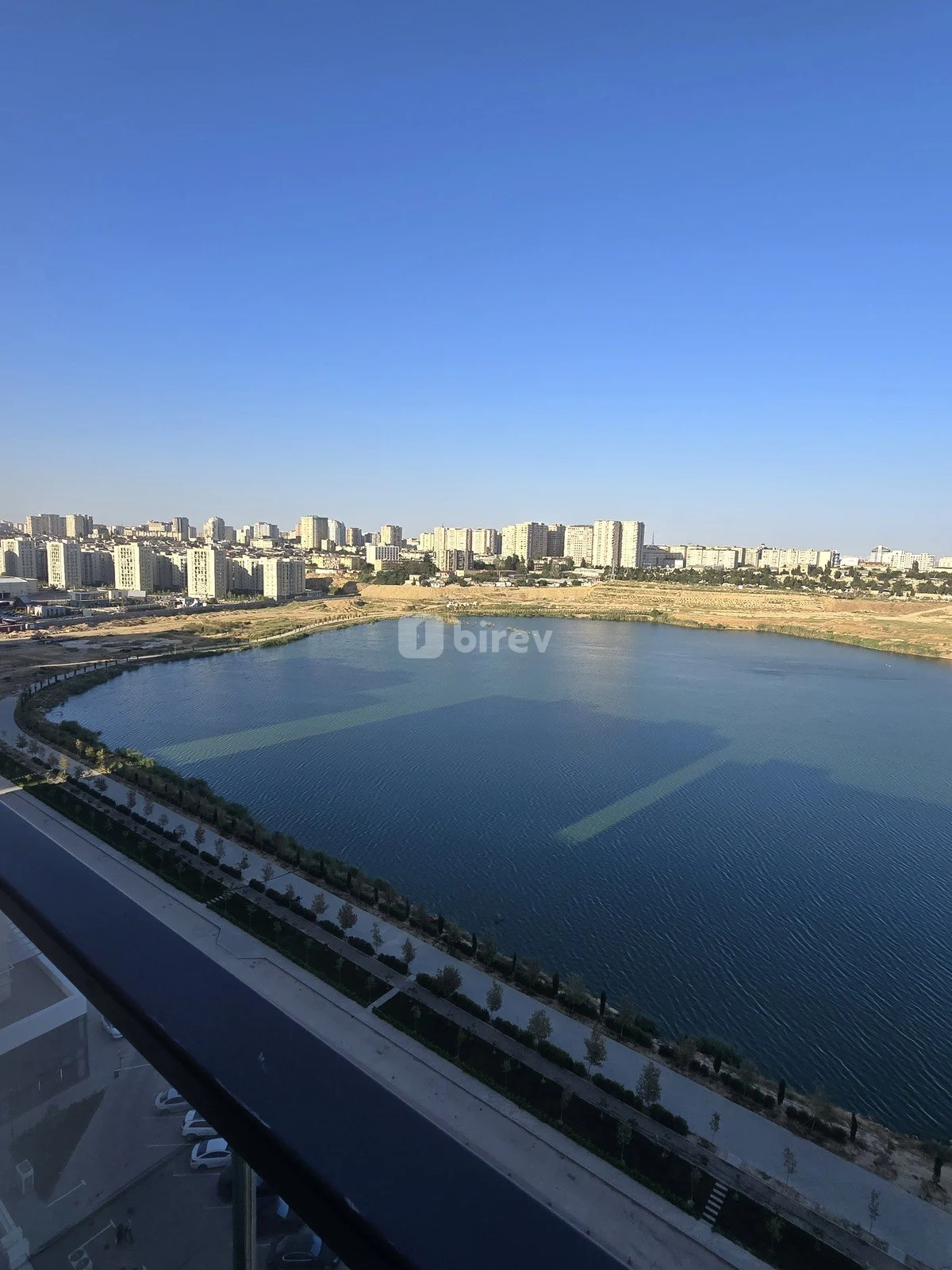 3-комнатная квартира, Ясамальский район, Müstəqillik küçəsi, 25, Баку — фото 1