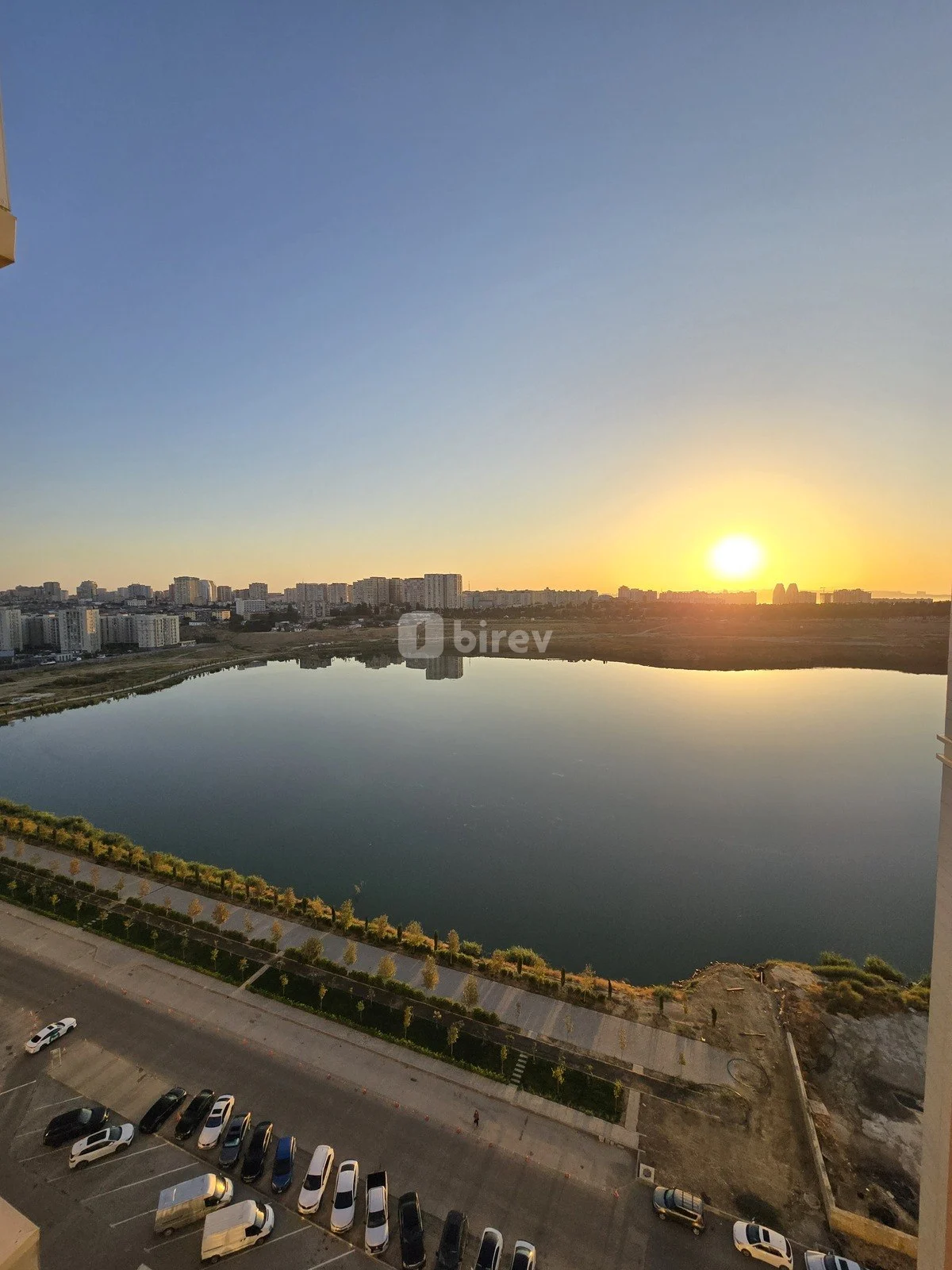 3-комнатная квартира, Ясамальский район, Müstəqillik küçəsi, 25, Баку — фото 14