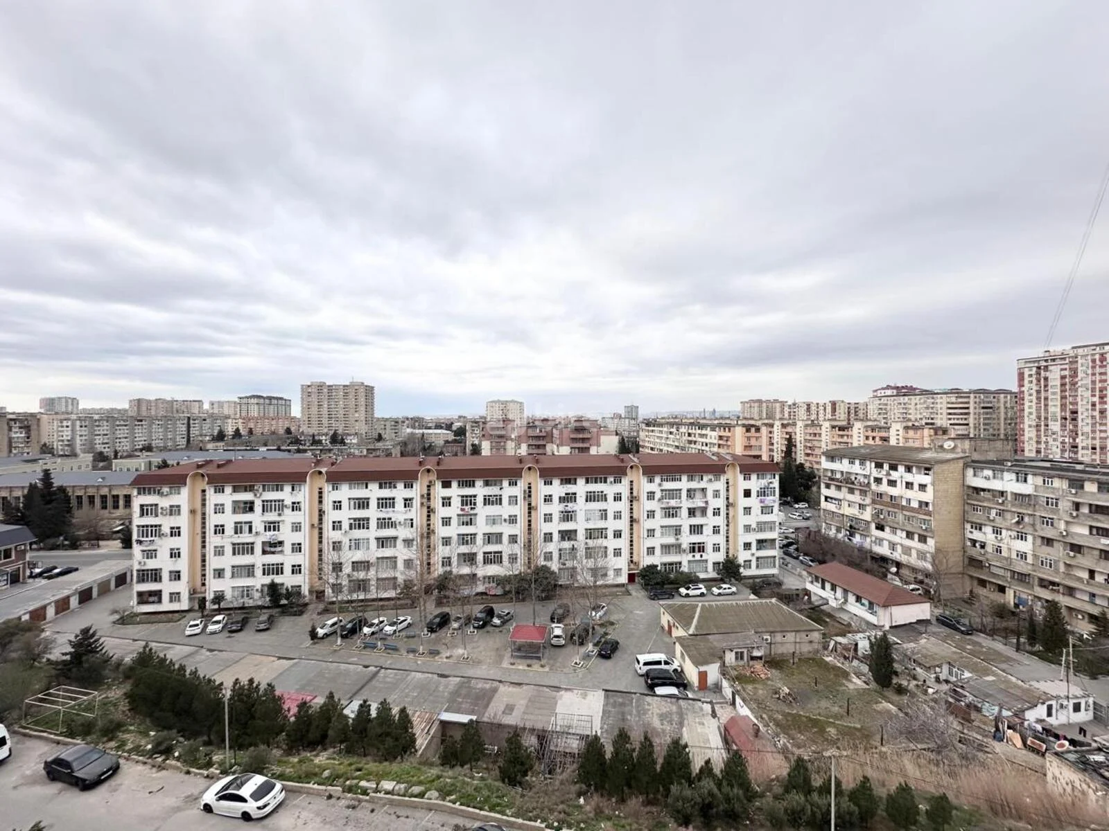 3-комнатная квартира, пос. 8-й километр, Elşən Süleymanov 201, Низаминский район — фото 9