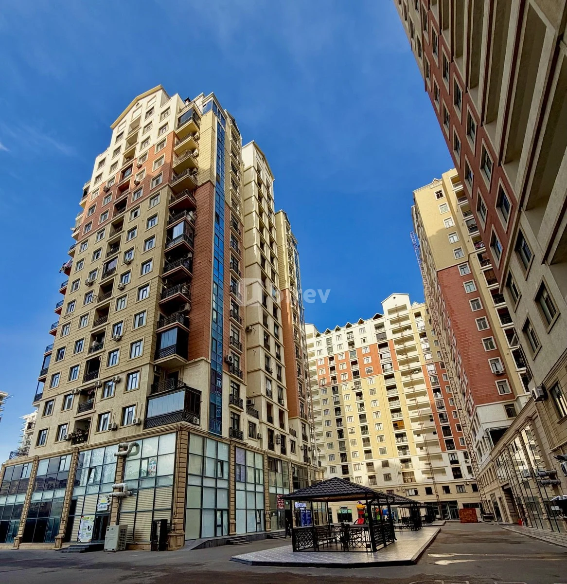 3-комнатная квартира, Наримановский район, Əliyar Əliyev küç., Баку — фото 3