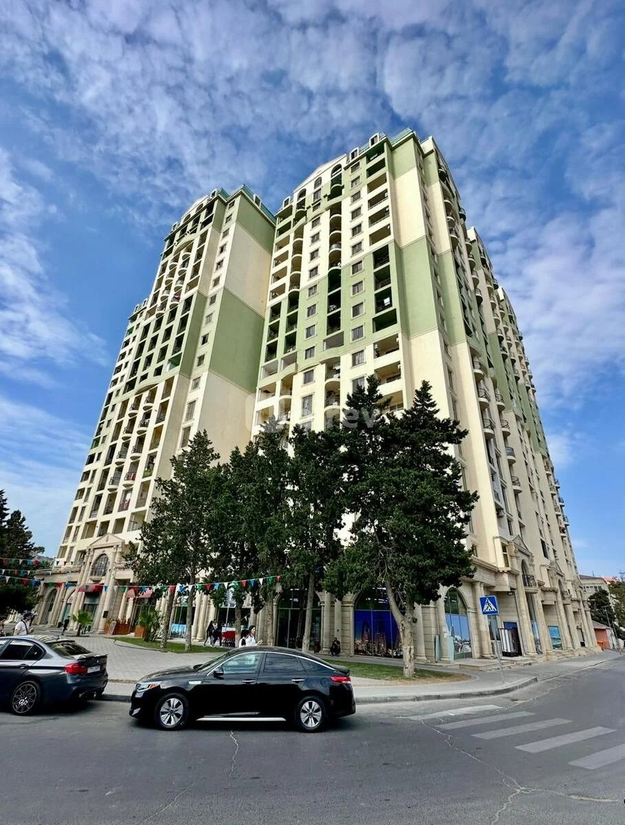 3-комнатная квартира, пос. 8-й километр, Rüstəm Rüstəmov küçəsi, Низаминский район — фото 1
