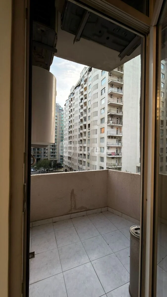 4-комнатная квартира, Насиминский район, Rəşid Behbudov küçəsi, Баку — фото 4