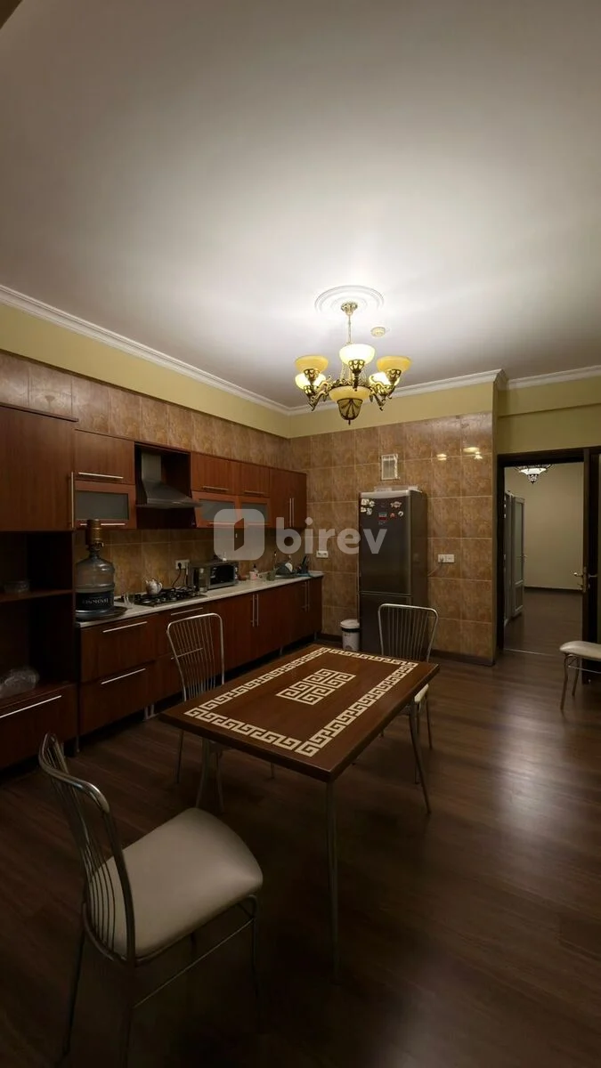 4-комнатная квартира, Насиминский район, Rəşid Behbudov küçəsi, Баку — фото 9