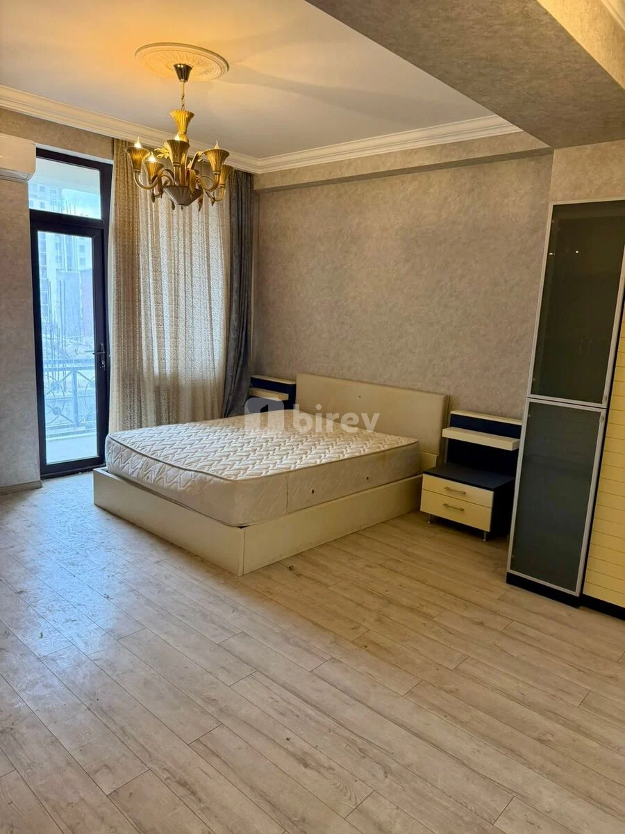 4-комнатная квартира, Насиминский район, Həsən Əliyev küç., Баку — фото 17