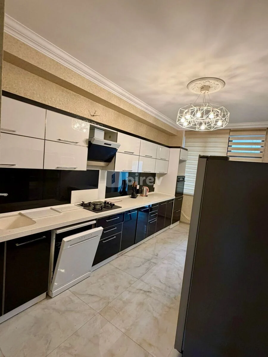 4-комнатная квартира, Насиминский район, Həsən Əliyev küç., Баку — фото 24