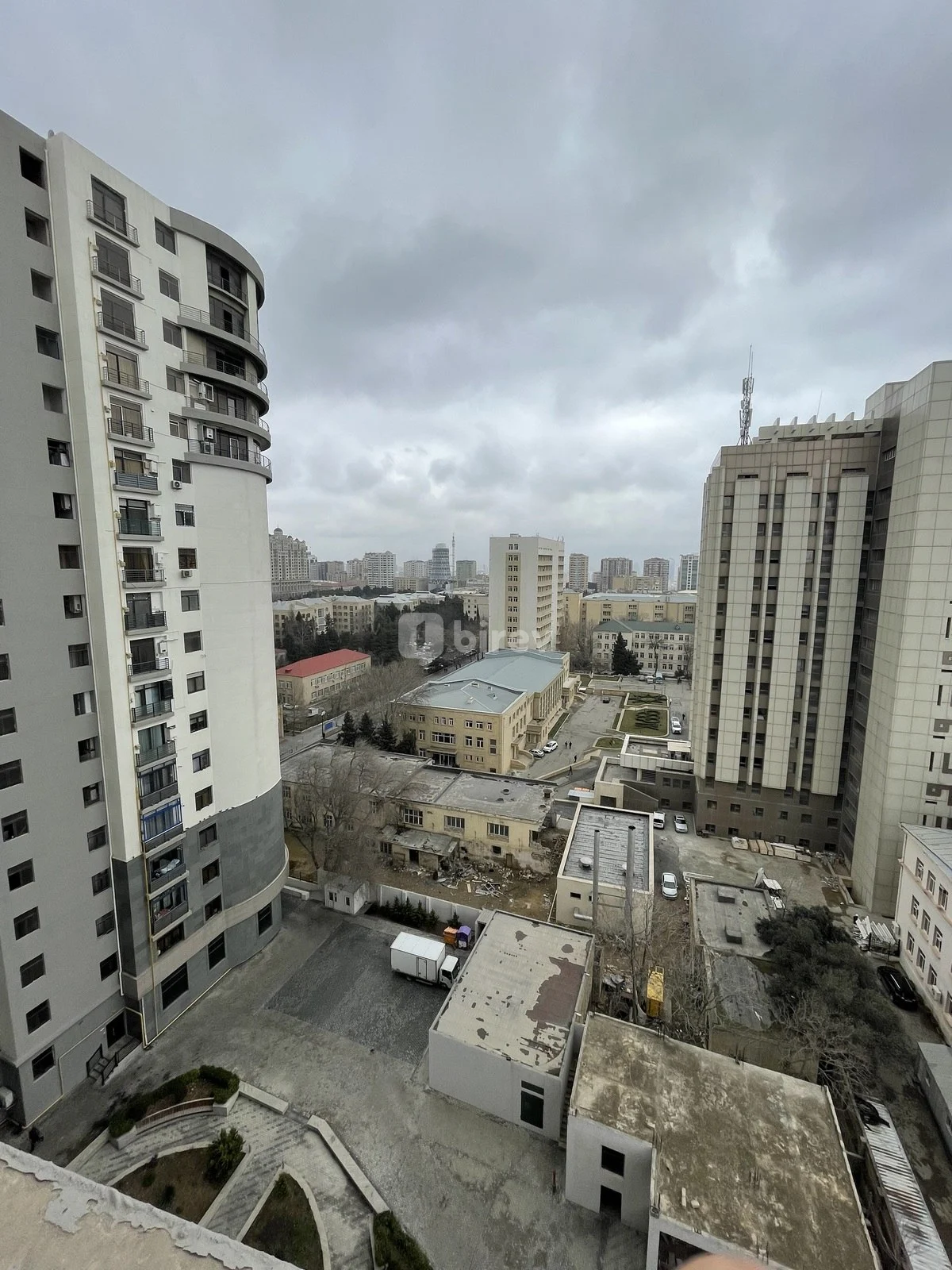 6-комнатная квартира, пос. Ясамал, Məmməd Rəhim küçəsi, Ясамальский район — фото 1