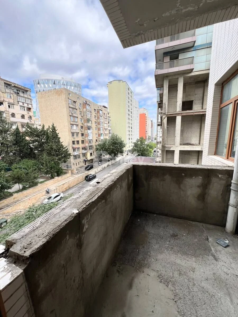 3-комнатная квартира, Ясамальский район, yлицa Иcmaил бeй Kytkaшehлы, kbaptaл 492, дom 90A, kbaptиpa 1., Баку — фото 14