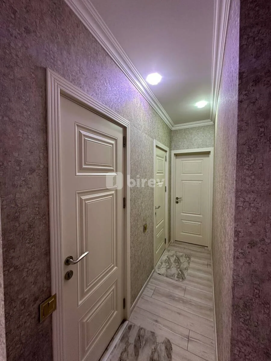 4-комнатная квартира, пос. 8-й километр, Elşən Süleymanov 57, Низаминский район — фото 5