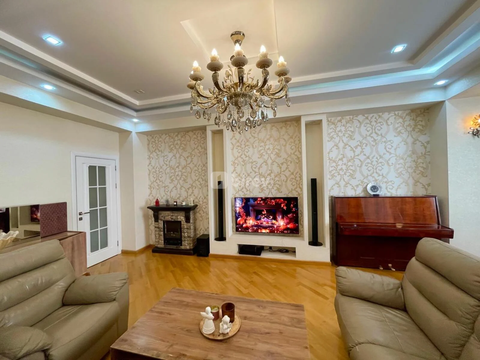3-комнатная квартира, пос. Ази Асланов, M.Hadi k. 92 F, Хатаинский район — фото 12