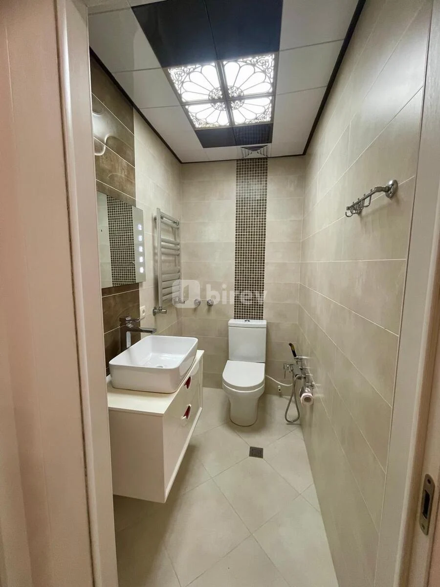 3-комнатная квартира, пос. Ази Асланов, M.Hadi k. 92 F, Хатаинский район — фото 15