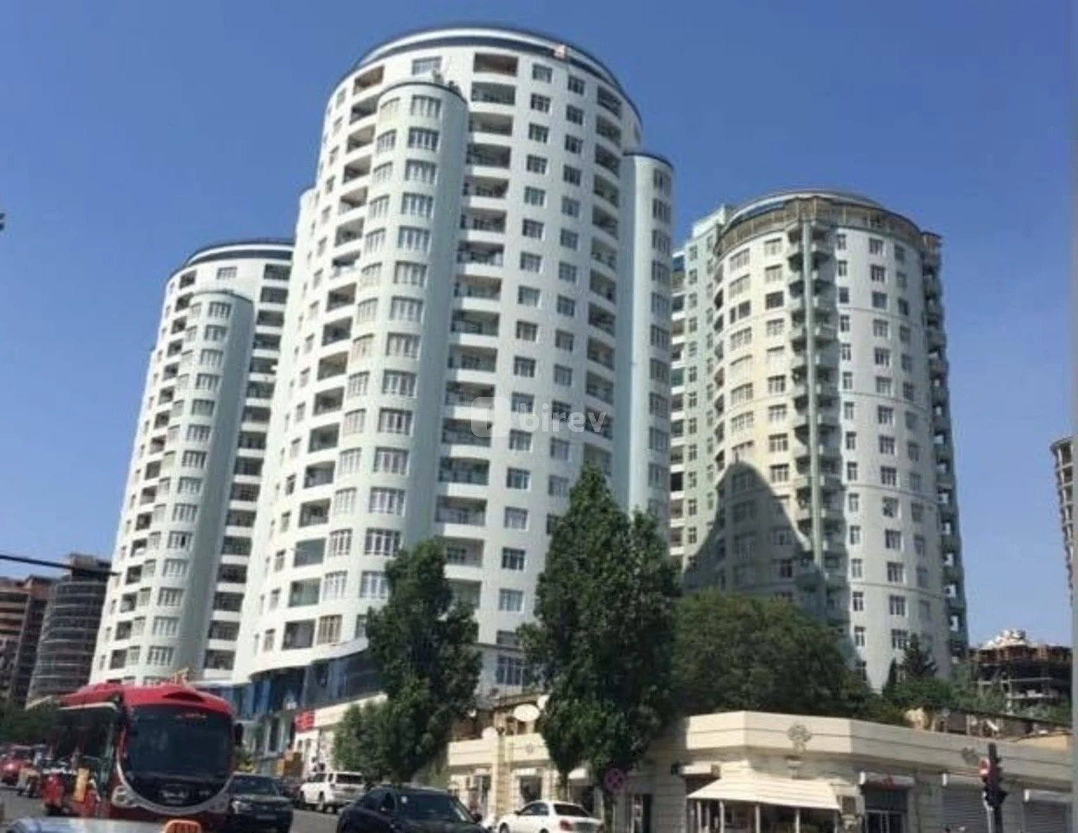 5-комнатная квартира, Насиминский район, Bülbül pr. 65C, Баку — фото 1