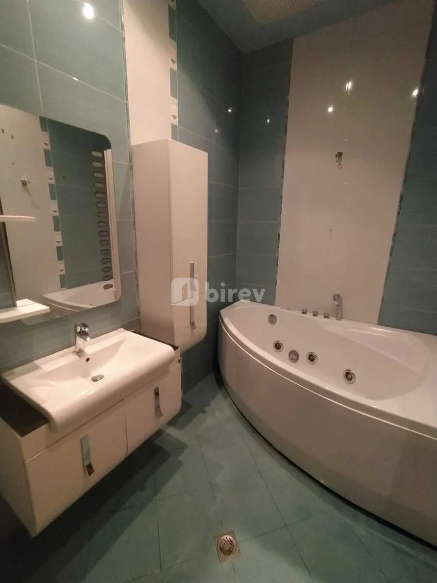 5-комнатная квартира, Насиминский район, Bülbül pr. 65C, Баку — фото 9