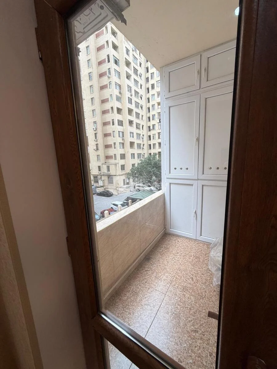 3-комнатная квартира, Насиминский район, Qulu quliyev küçəsi, Баку — фото 17