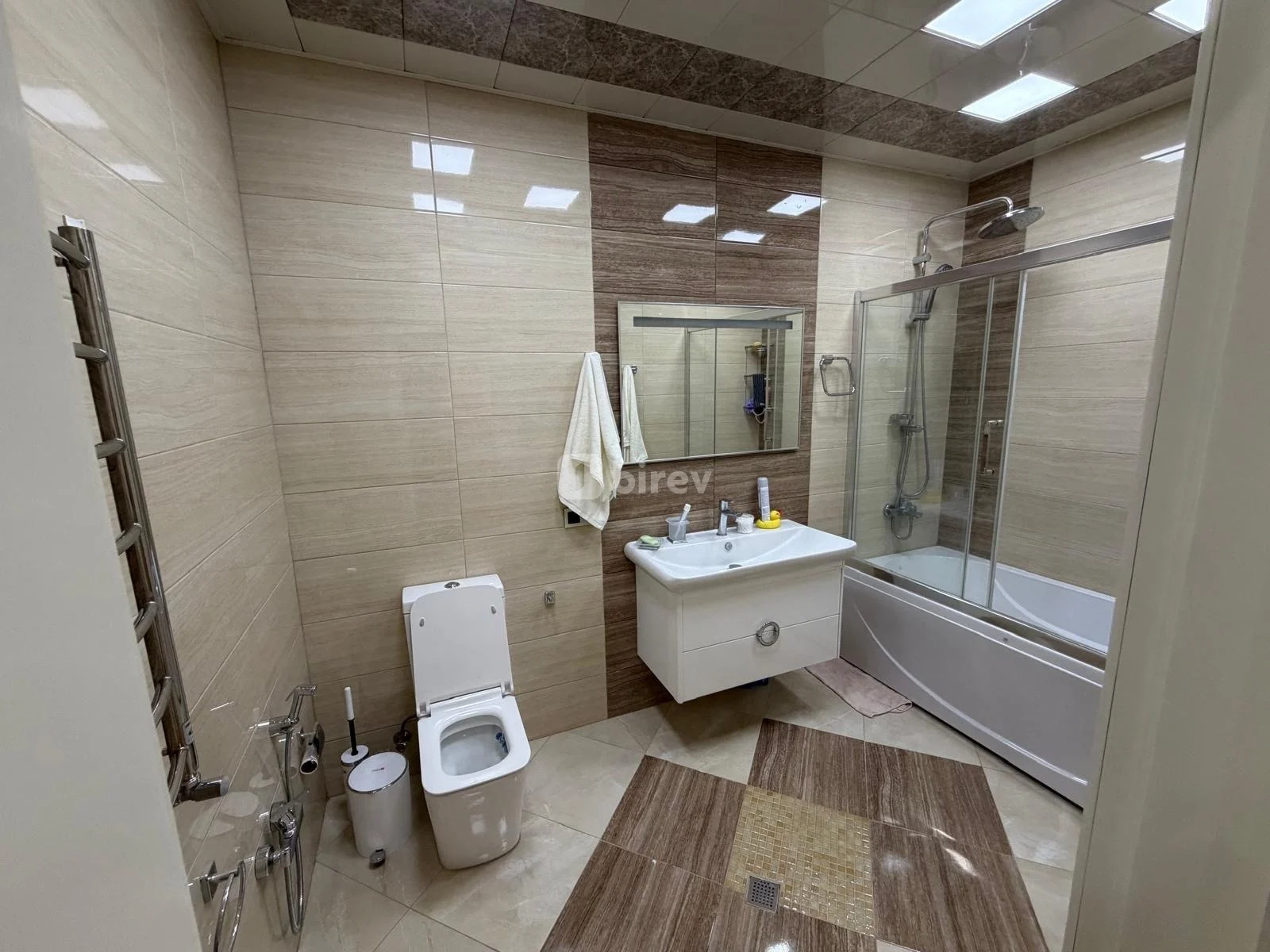 3-комнатная квартира, Насиминский район, Qulu quliyev küçəsi, Баку — фото 19