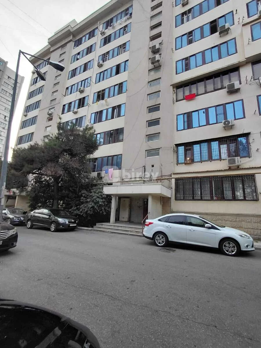 3-комнатная квартира, 7-й микрорайон, İlqar Həbibov küç, Бинагадинский район — фото 1
