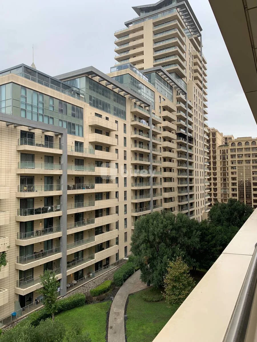 4-комнатная квартира, Насиминский район, Neftçilər prospekti 151, Баку — фото 4