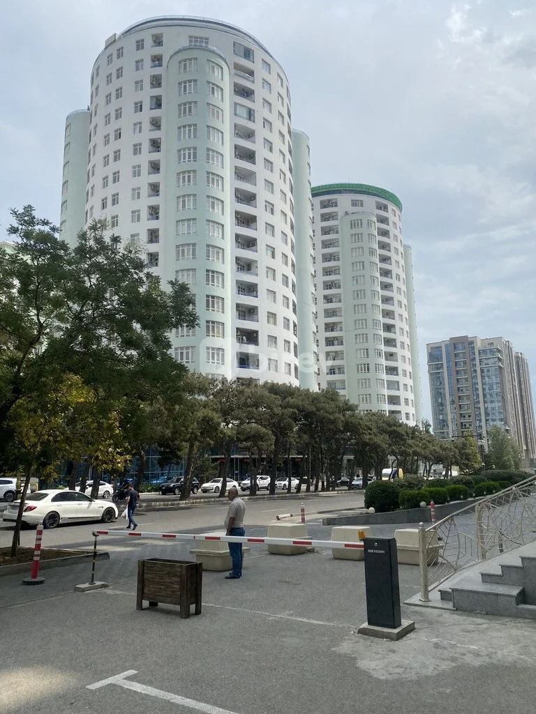 4-комнатная квартира, пос. Кубинка, Səməd Vurğun küç.58, Насиминский район — фото 2