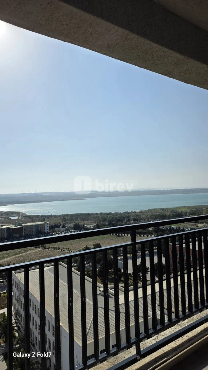 3-комнатная квартира, пос. Хырдалан, Blue city, Абшеронский район — фото 1