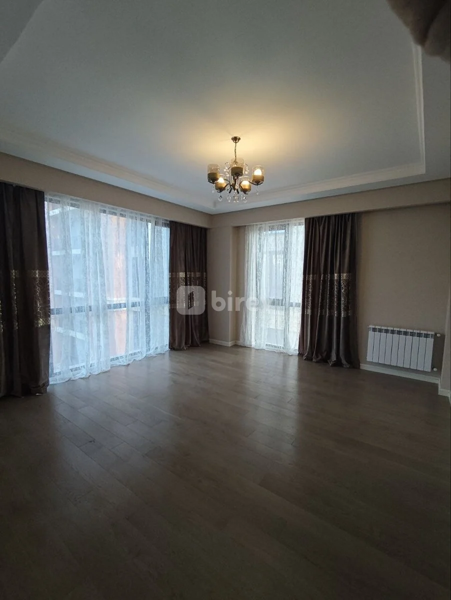 3-комнатная квартира, пос. Ясамал, Yasamal Kristal 2 YK, Ясамальский район — фото 1